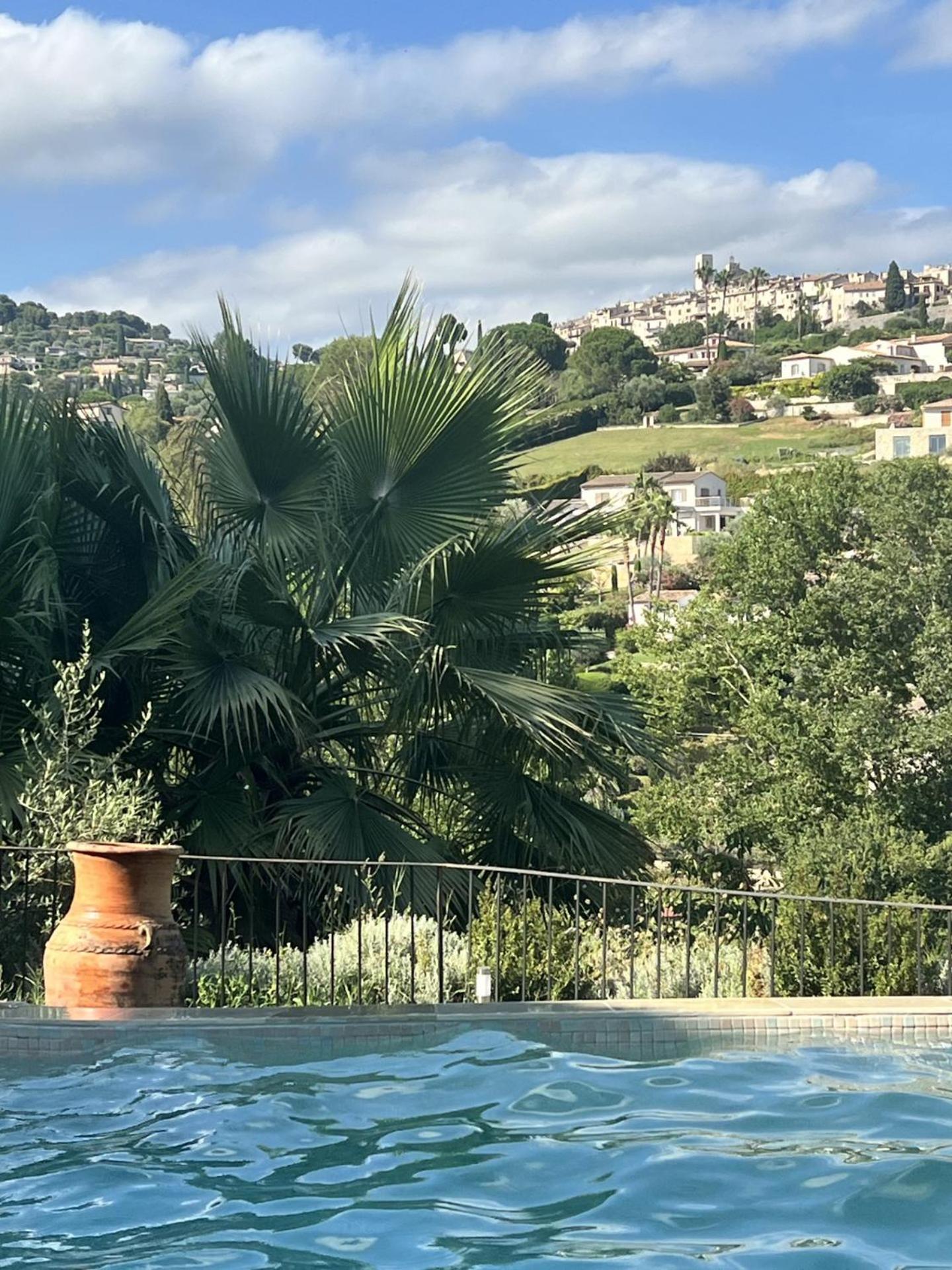 Le Mas Des Amandiers Saint-Paul-de-Vence Dış mekan fotoğraf